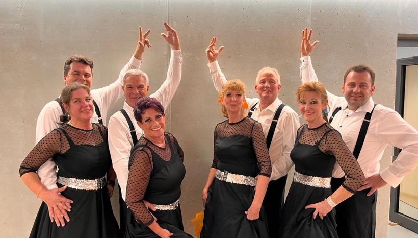 „Dance-4-Fun“ Standard-Latein-Formation